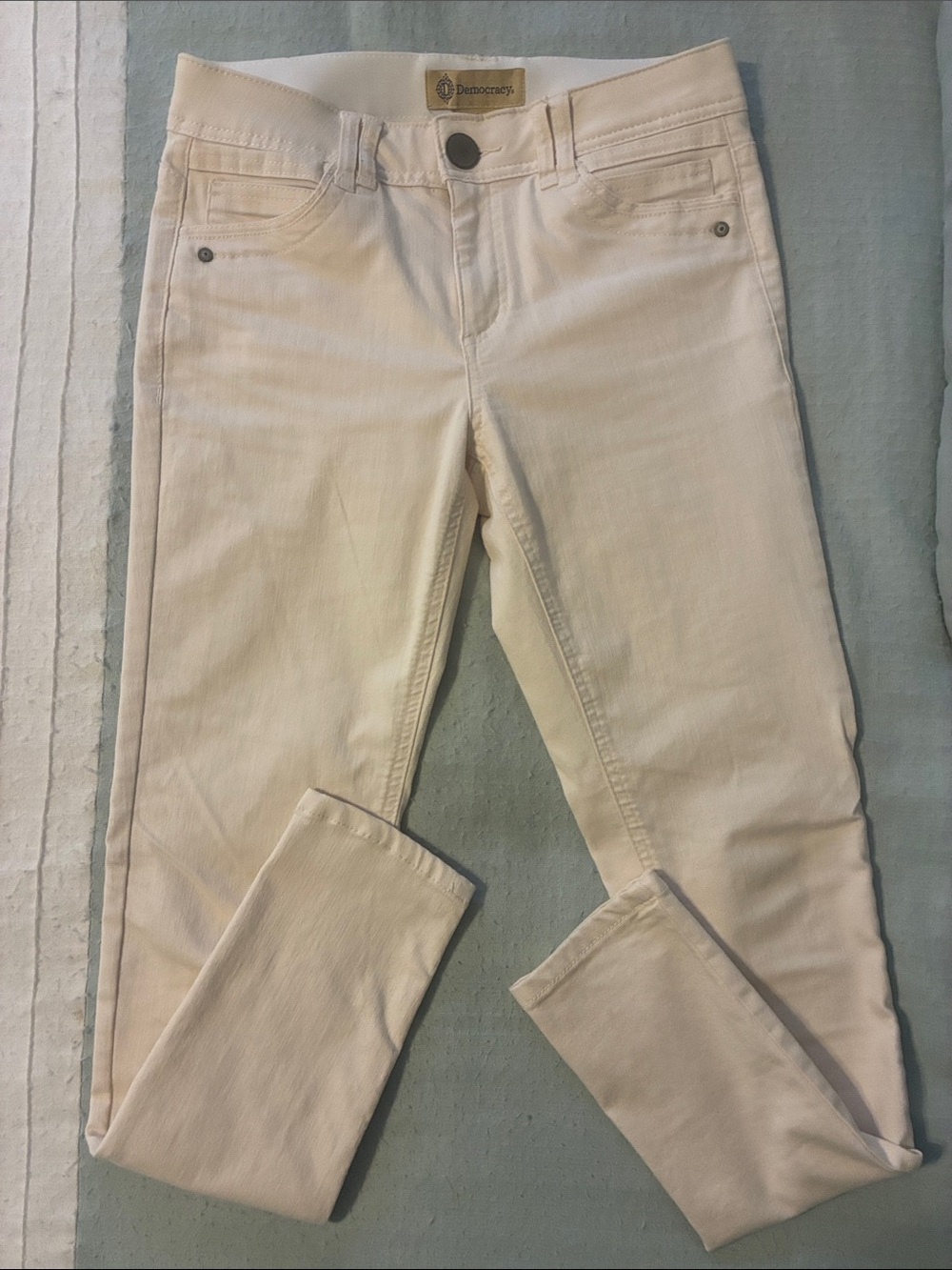 Democracy Off-White Skinny Jeans